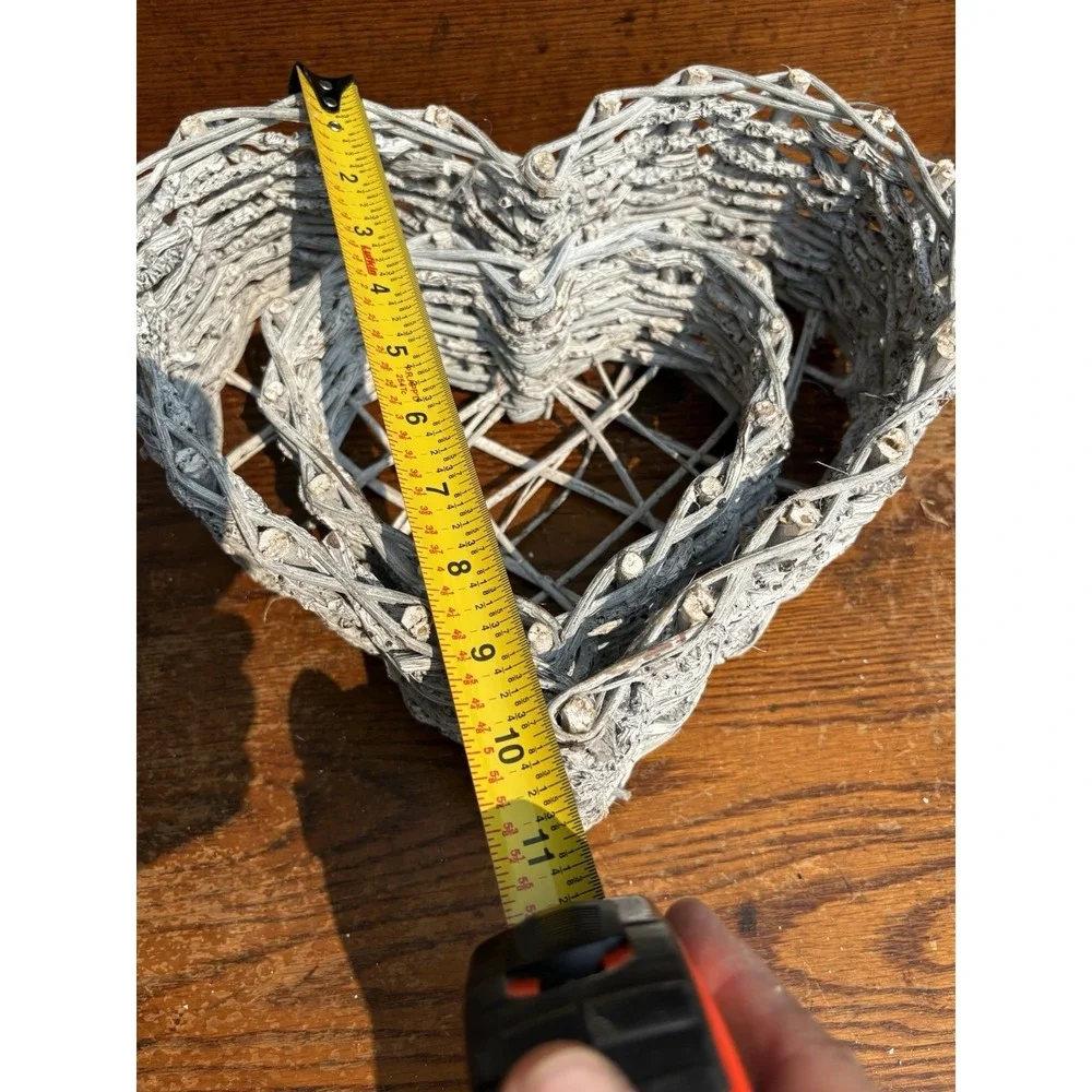 Set Of 2 Heart Shaped Wicker Twig Branch Woven Basket White Country Rustic